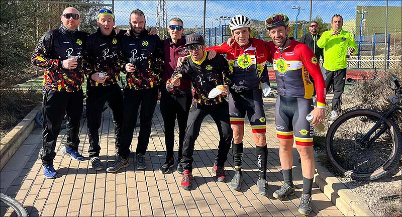 El CD Chatarras Torrevieja participó en la IV Marcha Ciclodeportiva “Quematurrones” 2025