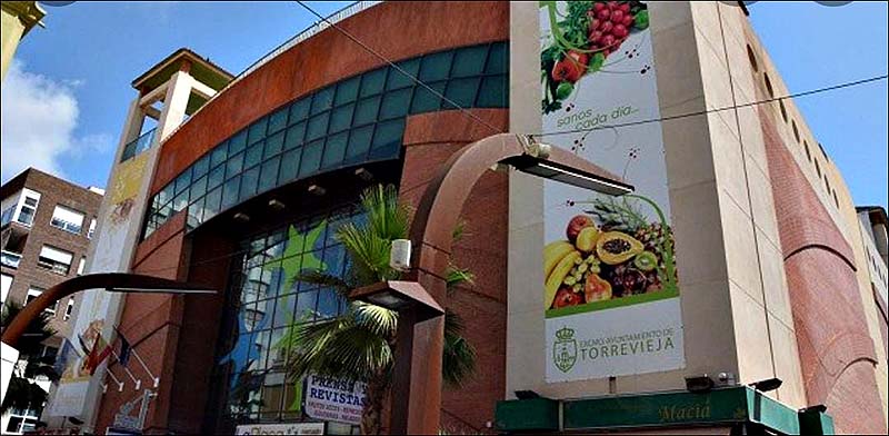 El Ayuntamiento de Torrevieja ofrecerá ayudas a los comercios de La Plasa afectados por las obras