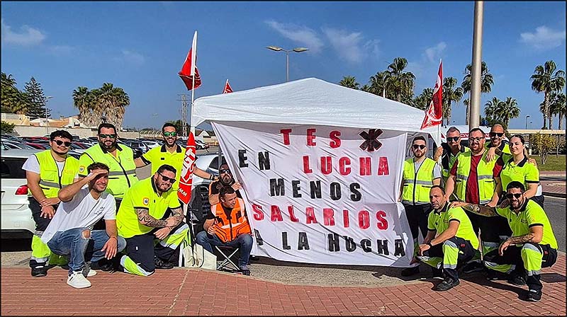 Los trabajadores del transporte sanitario continúan las negociaciones con Consellería
