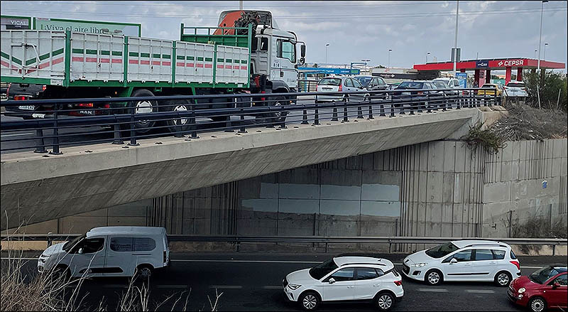 El Ayuntamiento de Torrevieja requiere al ministerio de transportes que se acometa completamente el desdoblamiento de la N-332 en todo el tramo de la variante de Torrevieja