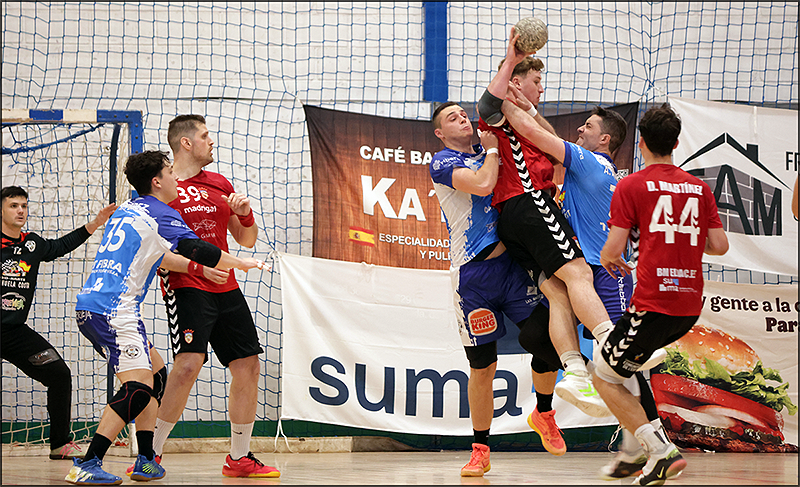 Balonmano: El Mare Nostrum sale del descenso tras vencer al Elda
