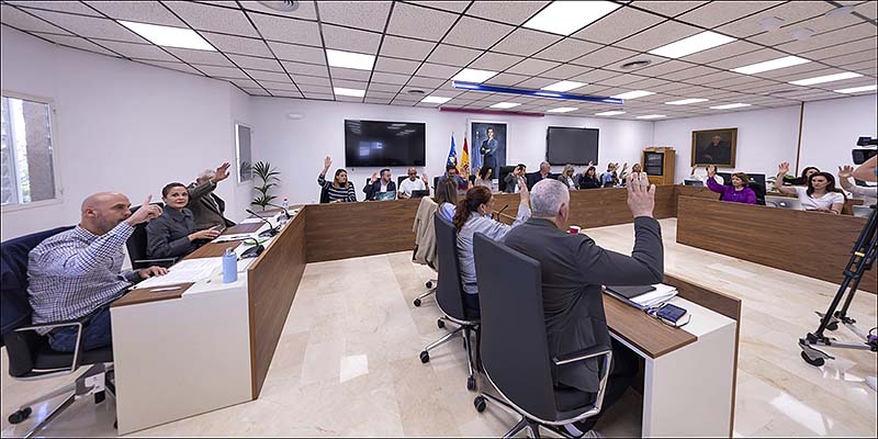 El Pleno aprobó ayer , por unanimidad, iniciar los trámites para erigir un monumento en memoria de las víctimas del bombardeo del 25 de agosto de 1938