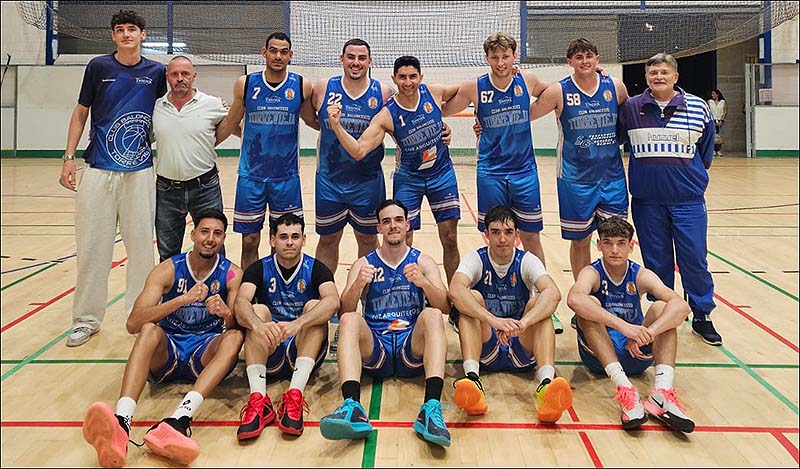 Torrevieja lidera un año histórico del baloncesto en la Vega Baja con un ascenso de récord