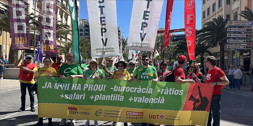 La Vega Baja se moviliza en defensa de la educación pública tras una primera jornada de huelga histórica con un seguimiento superior al 80 %