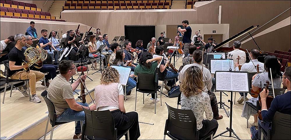 La Orquesta Sinfónica de Torrevieja cierra esta tarde la temporada con un magnífico homenaje a Brahms