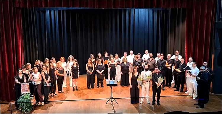 La magia de las voces corales brilló en Los Montesinos en un memorable Encuentro Coral 2026